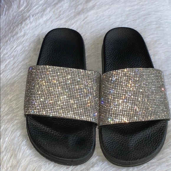 Shoes - Women’s glitter slides size 6